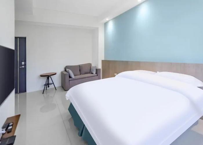 Spring Rain Hostel
