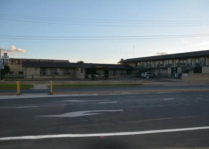 Adrian Motel