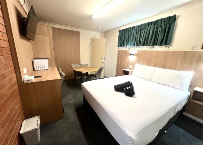 Adrian Motel
