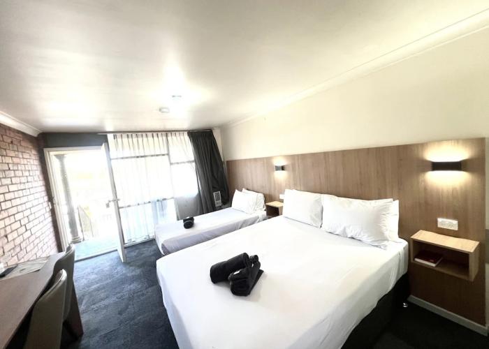 Adrian Motel