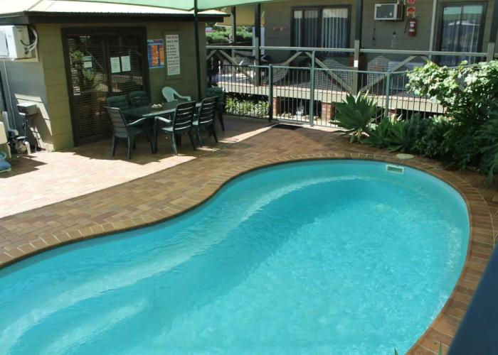 Lake Forbes Motel