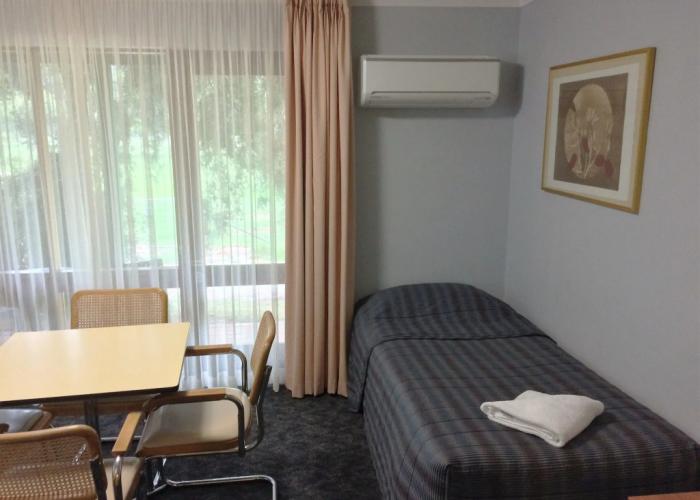Town & Country Motor Inn Forbes