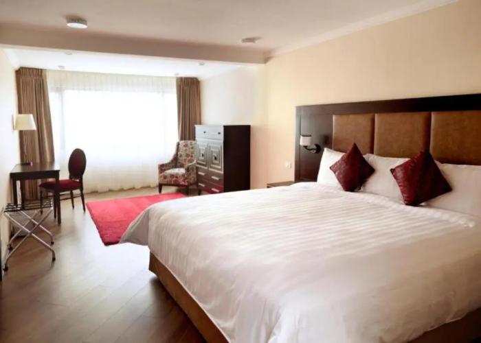 Quindeloma Art Hotel And Gallery