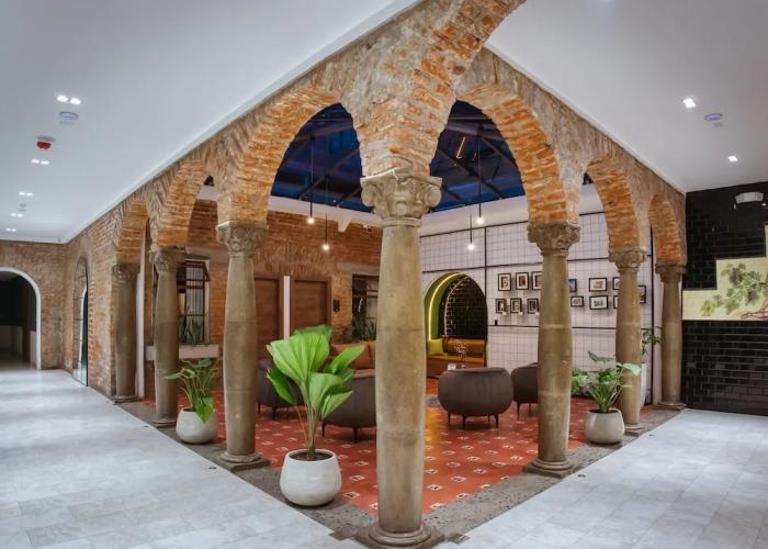 Wanderlot- Hotel Plaza Central
