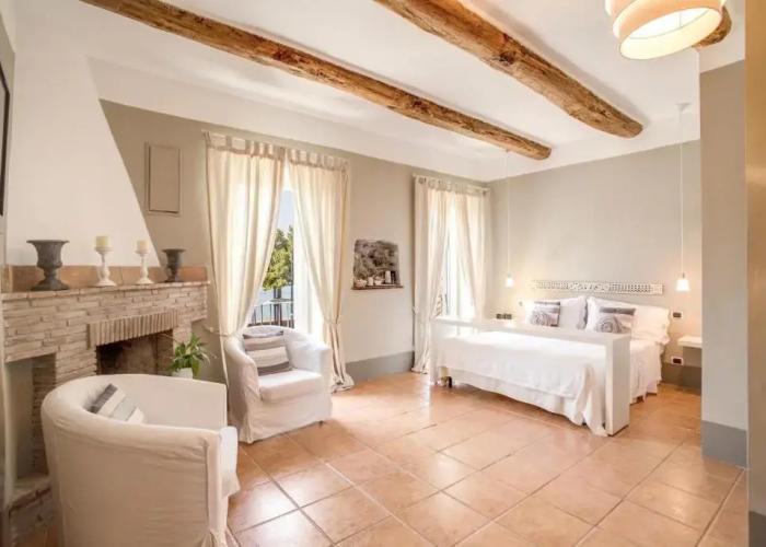 Borgo Vistalago