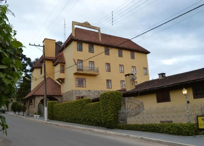 Hotel Ninho do Falcao