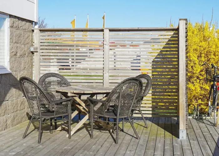 4 Person Holiday Home in Kungshamn-by Traum