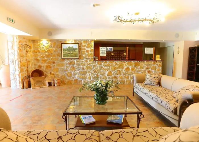 Vathi Hotel