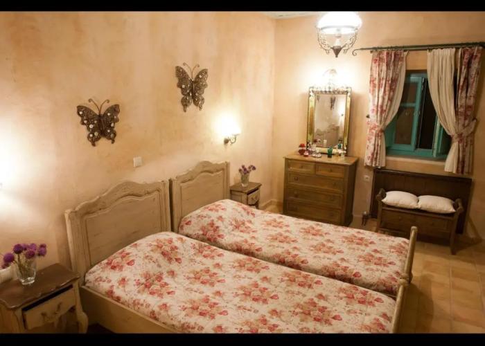 Hotel Pandora