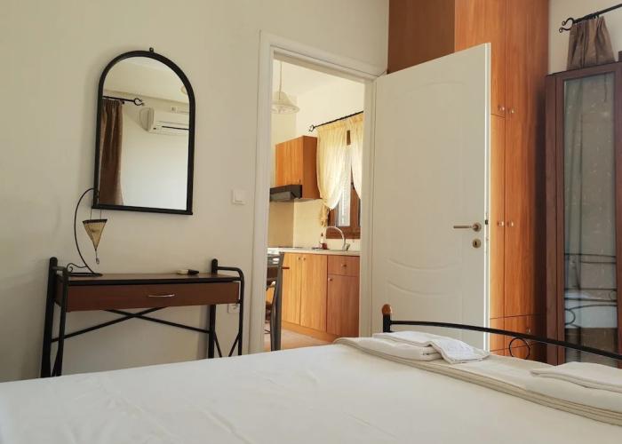 Domaine Papakonstantis Apartments To Let