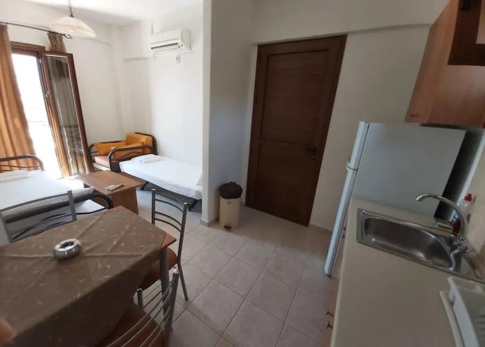 Domaine Papakonstantis Apartments To Let