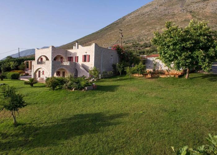 Sofia Mina Green Villa