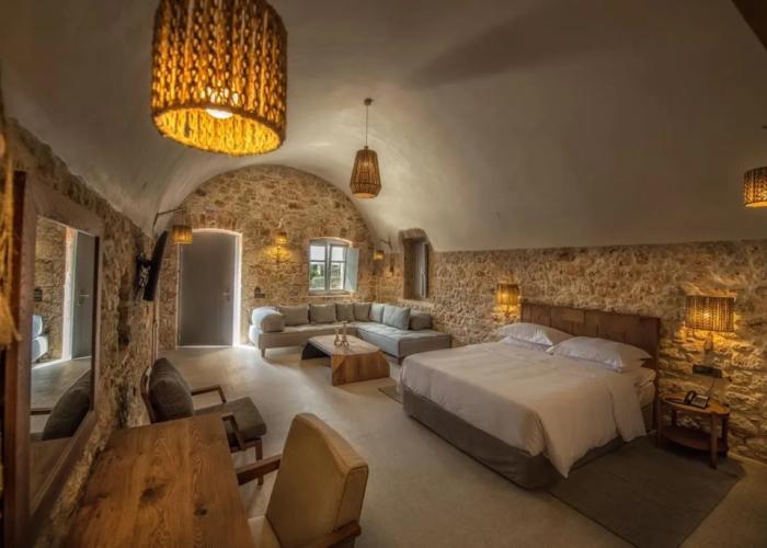 Ippola Boutique Hotel