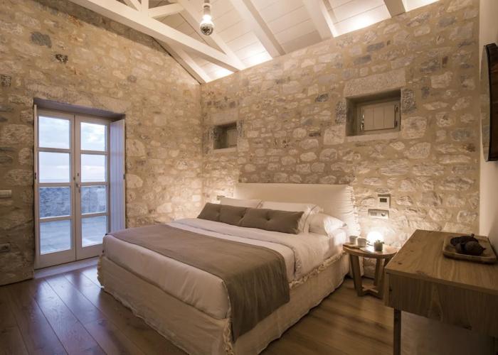 Bassa Maina Villas & Suites