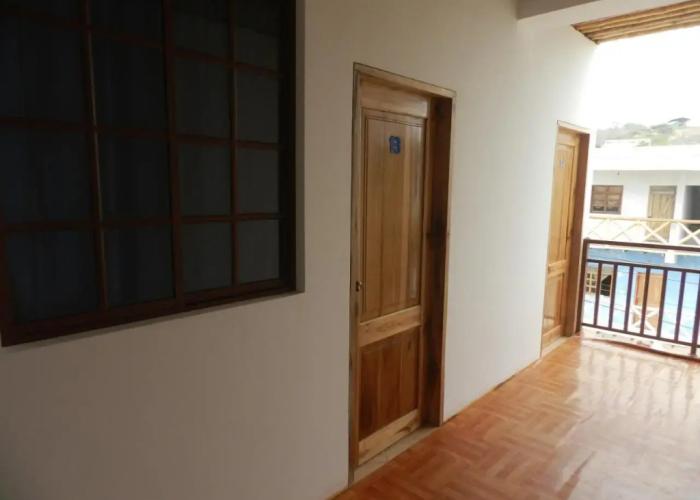 Hostal Yaku Montañita