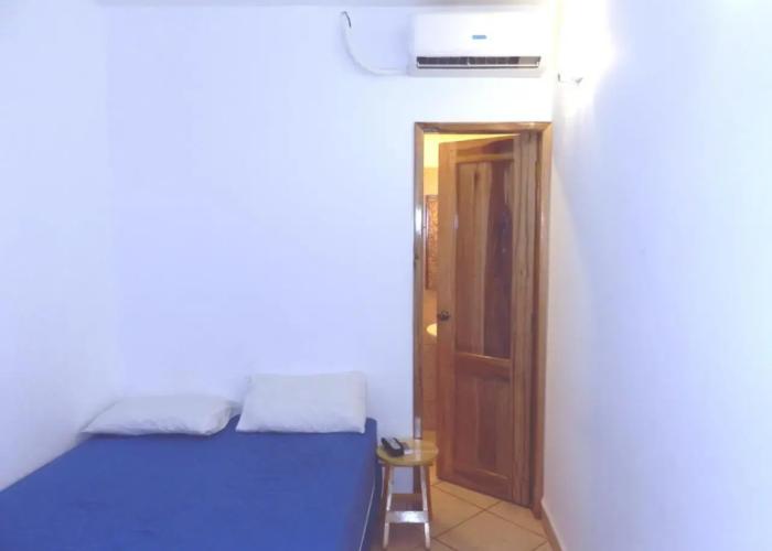 Hostal Yaku Montañita