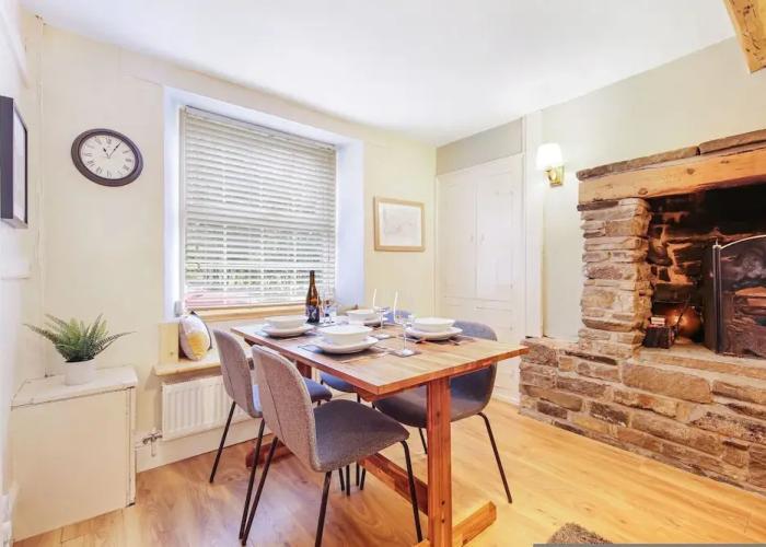 Host Stay Batemill Cottage