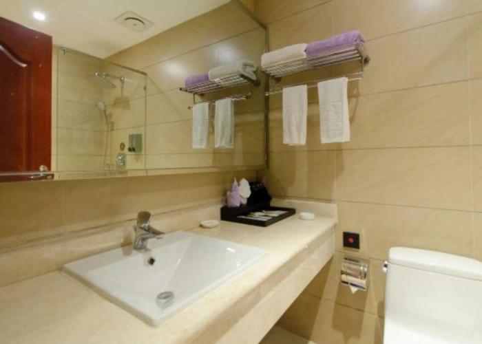 Hua Tai Jin An International Hotel