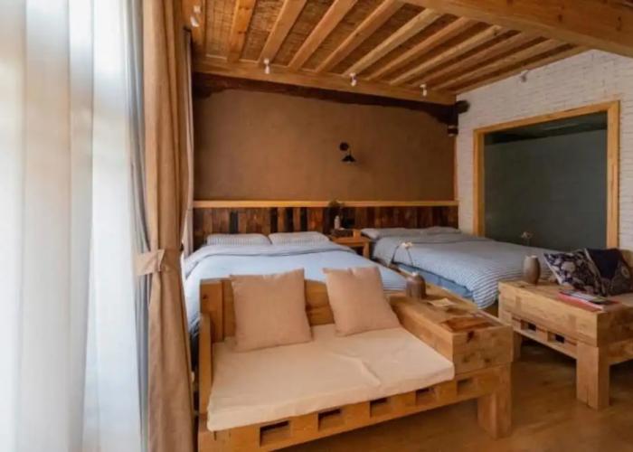 Floral Hotel Huize AD 1727