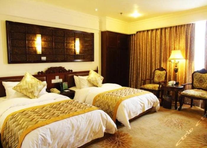 Manzhouli Crown Inn