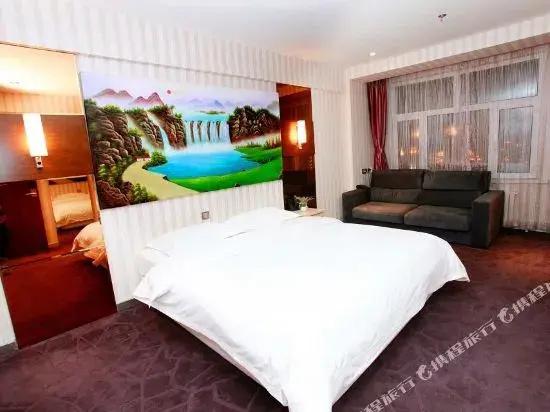 Memo's Hotel