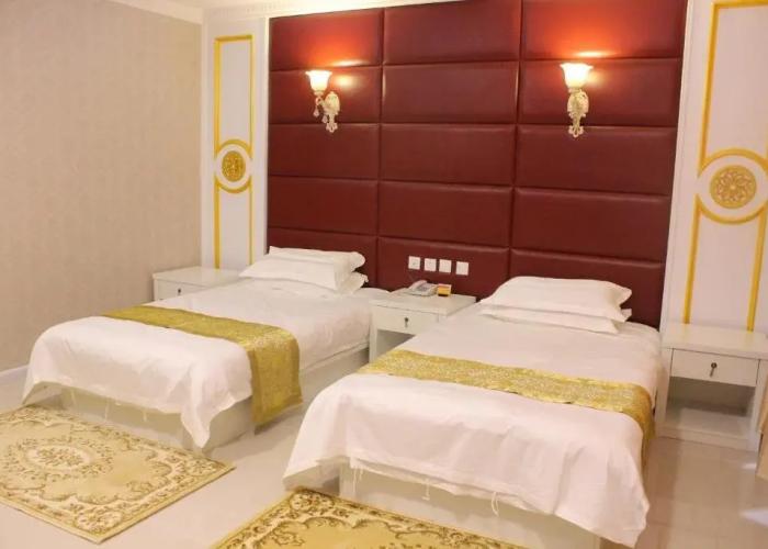 Tianyuan Hotel Ergun
