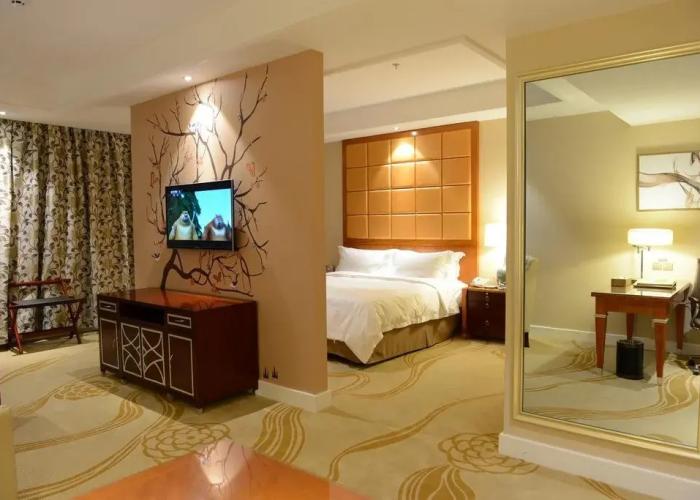 Hulunber Zhongcheng Holiday Hotel