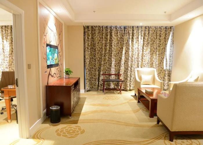 Hulunber Zhongcheng Holiday Hotel