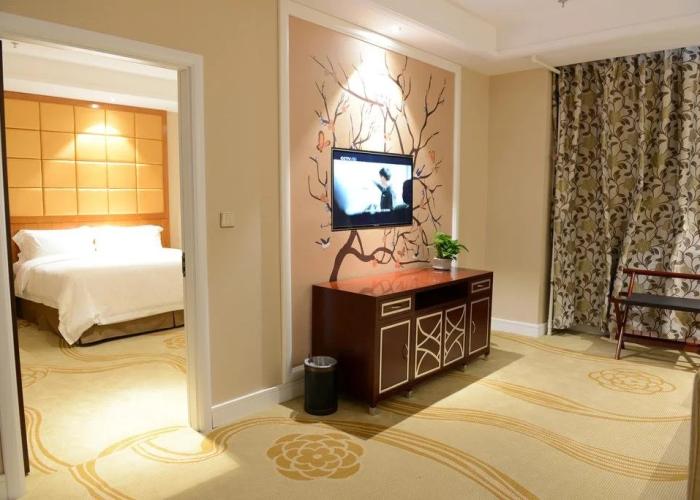 Hulunber Zhongcheng Holiday Hotel