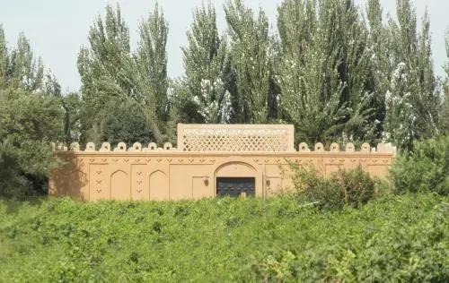 Silk Road Lodges