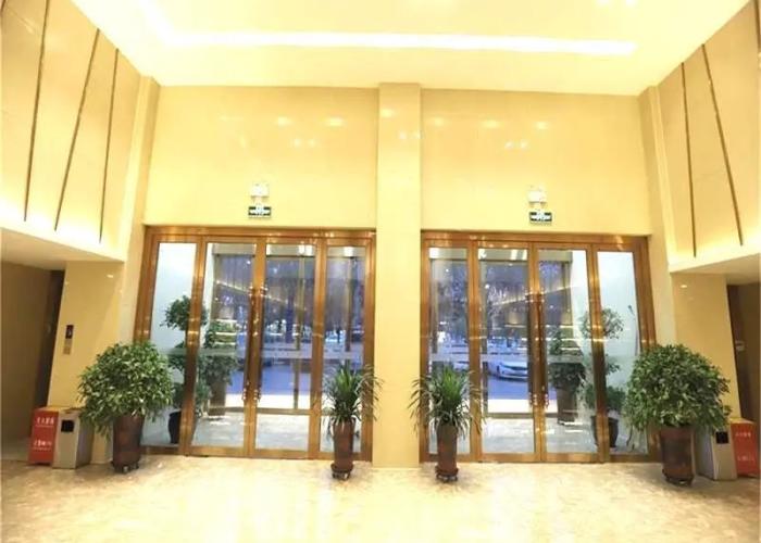 Lavande Hotel·Turpan Grand Cross
