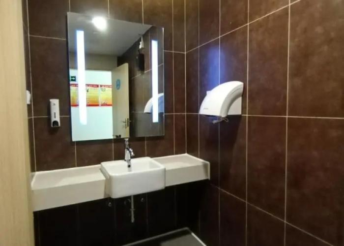 Hanting Hotel( Tulufan Middle Lvzhou Road)