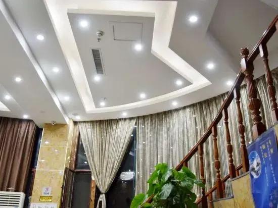 Turpan Tujia Tourism Hotel