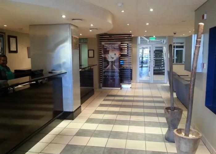 Peermont Metcourt Hotel