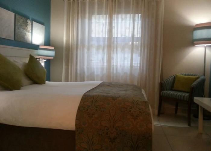 Peermont Metcourt Hotel