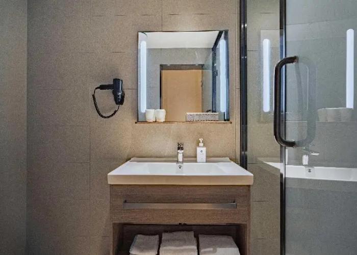 Hanting Hotel Shangrao Centre Square Zhongshan Road
