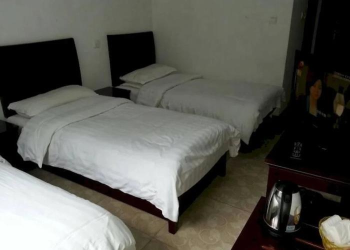 Tiyunling Hotel