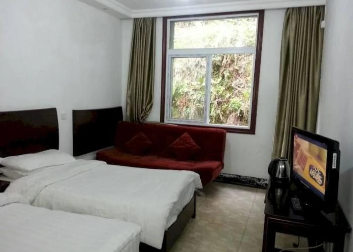 Tiyunling Hotel