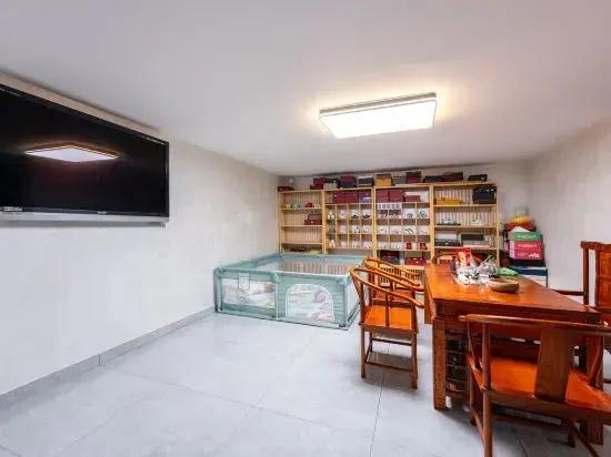 Wuyuan Anfenglan Homestay (Huaxing Plaza)