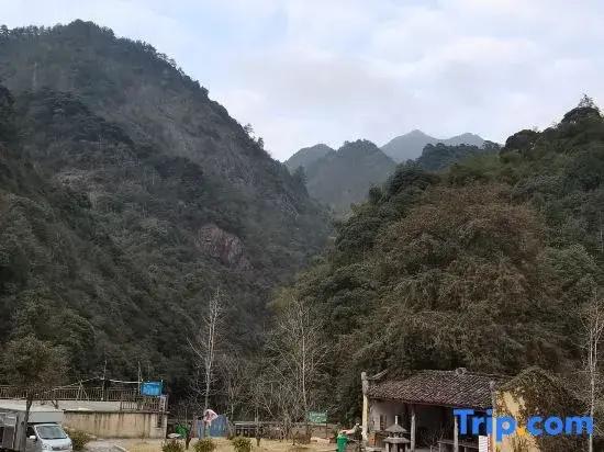 Sanqingshan Duoduo's Homestay