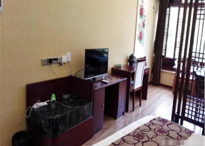 Changshou Hotel