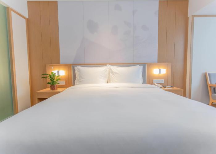 Holiday Inn Express Ya'An City Center by IHG