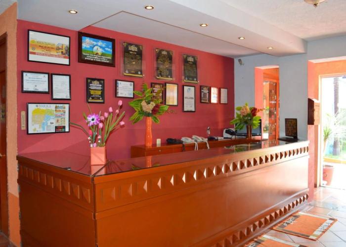 Hotel La Rienda Misión Tequillan