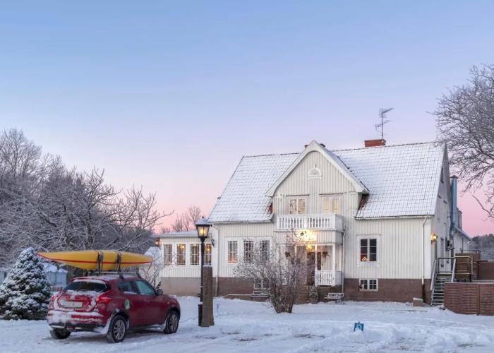 Villa Bro