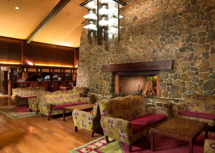Disney Sequoia Lodge