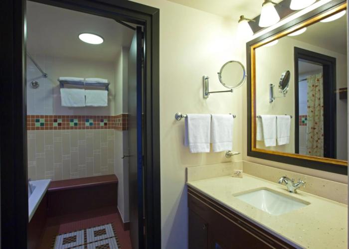 Disney Sequoia Lodge