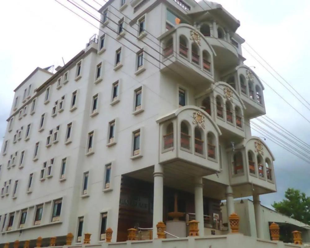Hotel Raj Palace
