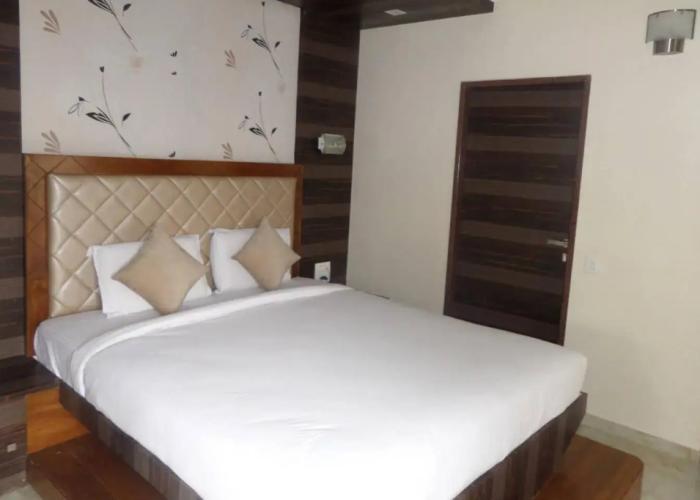 Hotel Raj Palace
