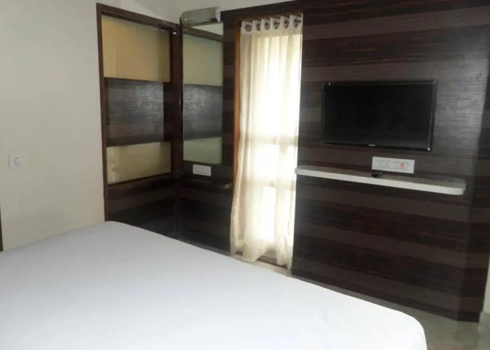 Hotel Raj Palace