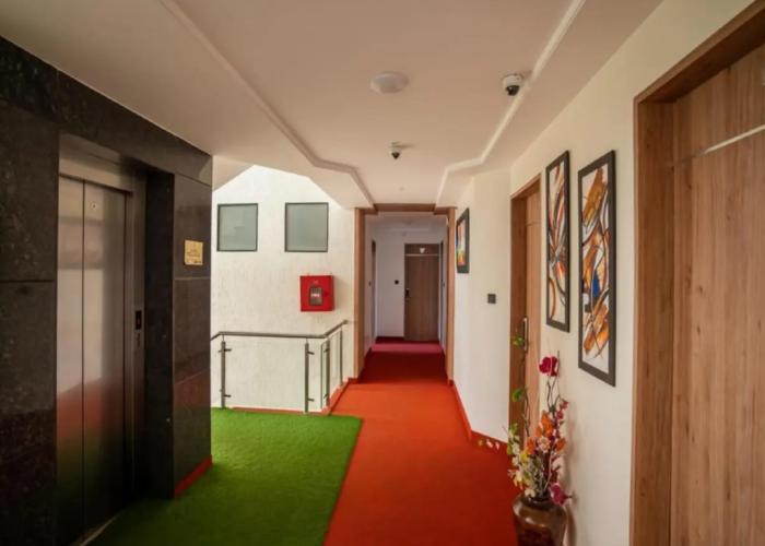Hotel V Star